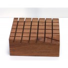 Display aus Altholz »Kreuz und Quer«