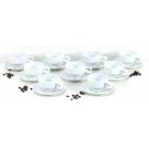 Altes weißes Kaffeegeschirr aus Porzellan