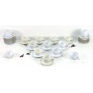 Altes Kaffeegeschirr Porzellan in Creme und Weiß