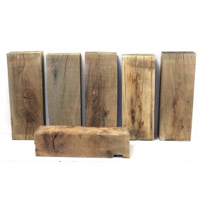 Antike Balkenabschnitte