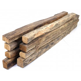 Vollholz-Sparren aus altem Eichenholz