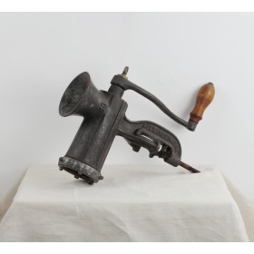 Alter Fleischwolf Marke Alexanderwerk